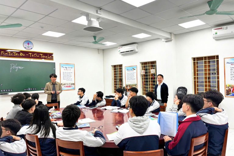 Tiết dự giờ môn Hóa học lớp 11N1 ngày 24/2/1026